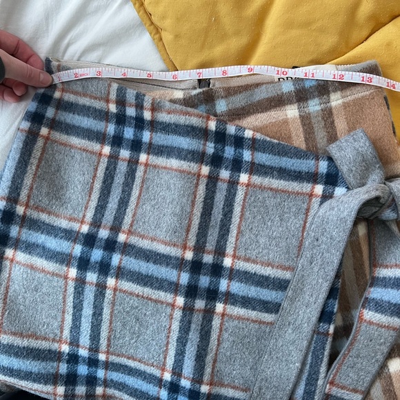 NWT CUSTOM PROCHE DESIGNS WRAP SKIRT IN WOOL PLAID - Picture 4 of 5
